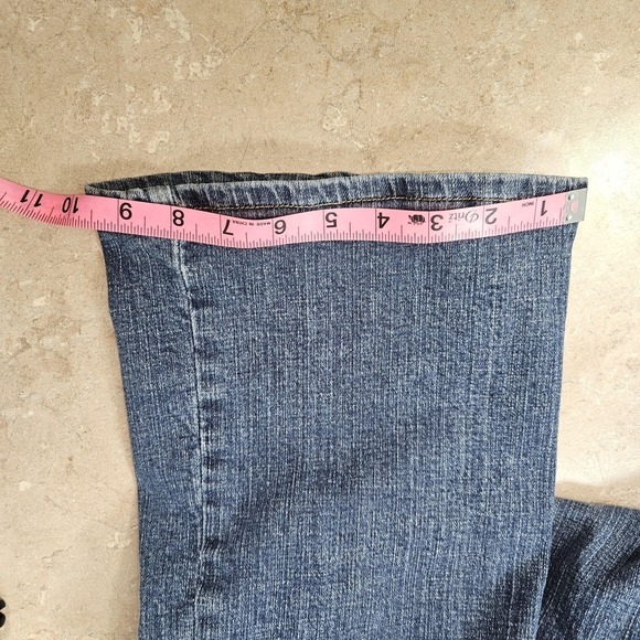 Levis 518 Superlow Bootcut‎ Jeans Womens 13 Blue Stretch Low Rise Medium Wash - Picture 11 of 13